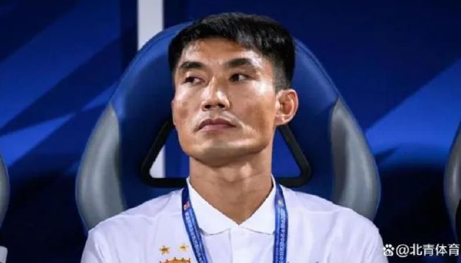 虎牙星娱乐一直以来都致力于为虎牙直播间的观众们提供最新鲜热门的资讯以及专访，让粉丝们可以轻松零距离与自己的偶像接触